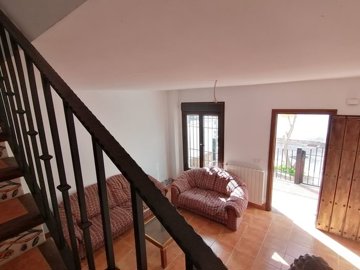 10788844372