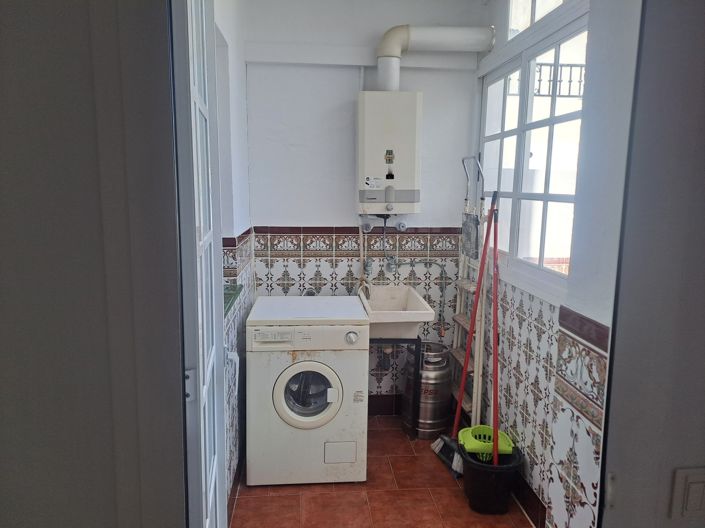 Image No.5-3 Bed Townhouse for sale