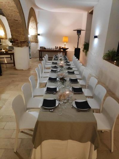 Image No.26-12 Bed Property for sale