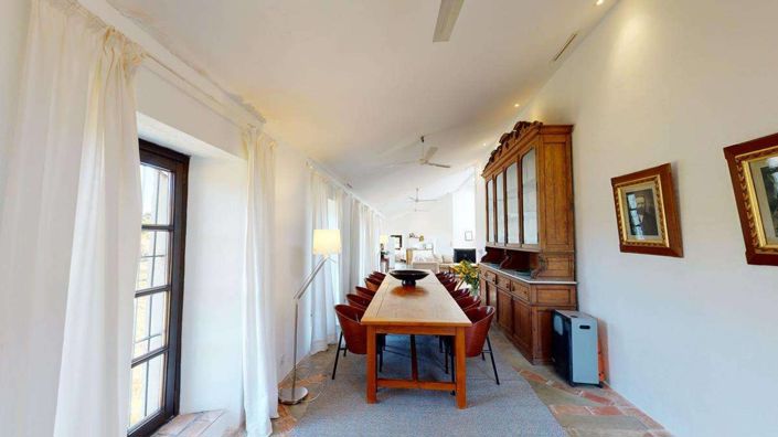 Image No.27-12 Bed Property for sale