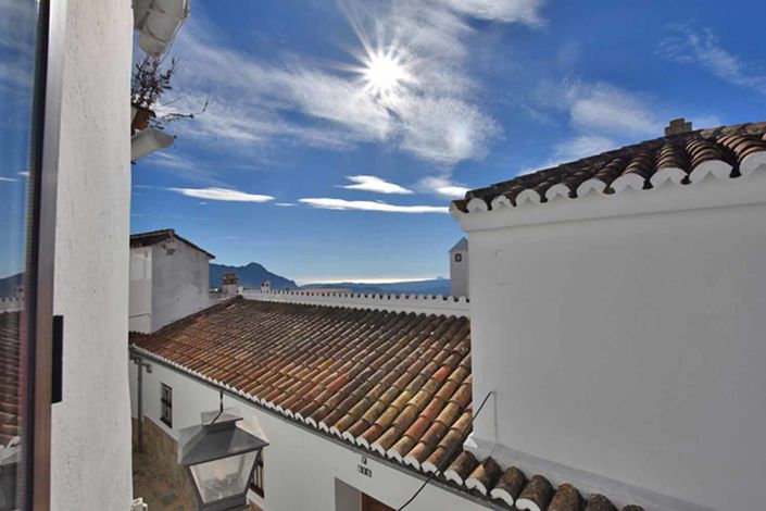 Image No.16-3 Bed Village House for sale