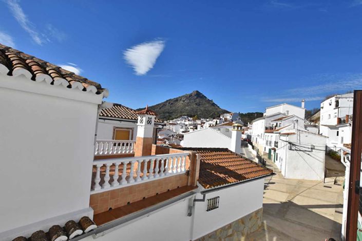 Image No.3-3 Bed Village House for sale