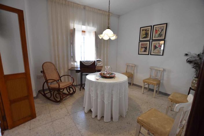 Image No.8-3 Bed Village House for sale