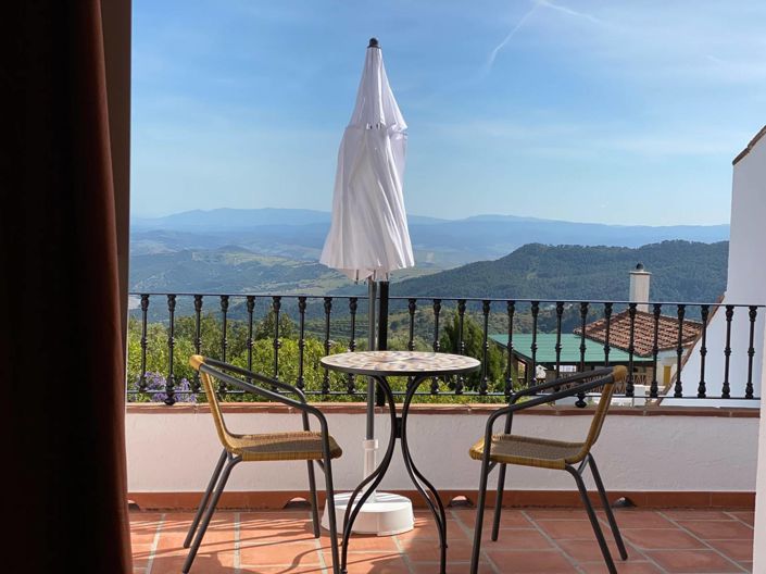 Image No.6-6 Bed Property for sale