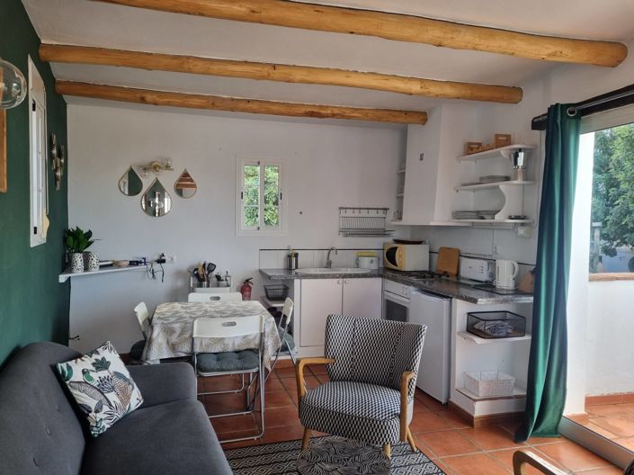 Image No.7-6 Bed Property for sale