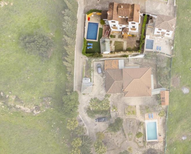 Image No.21-6 Bed Country House for sale