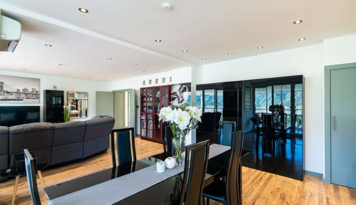 Image No.4-Maison de campagne de 6 chambres à vendre à Iznájar