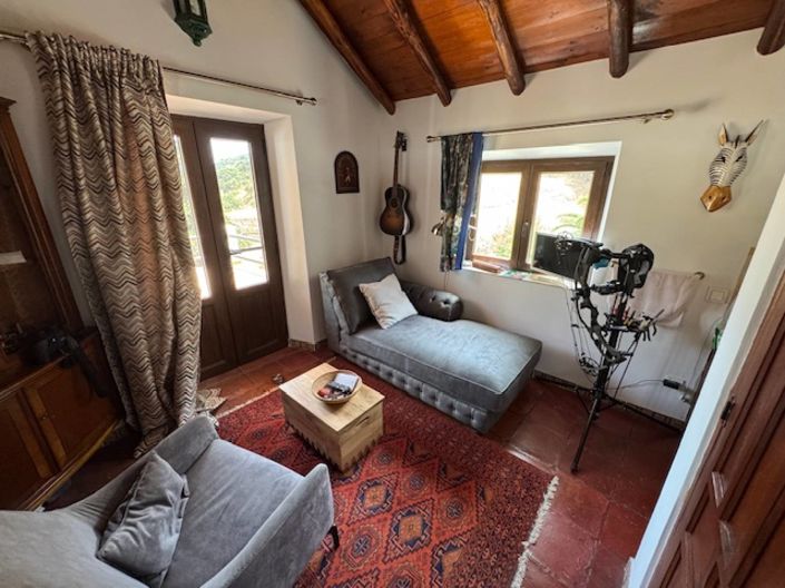 Image No.9-4 Bed Country House for sale