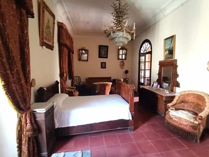 Image No.14-8 Bed Mansion for sale