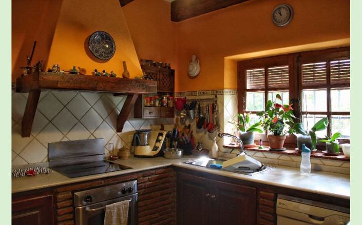 Image No.8-5 Bed Country House for sale