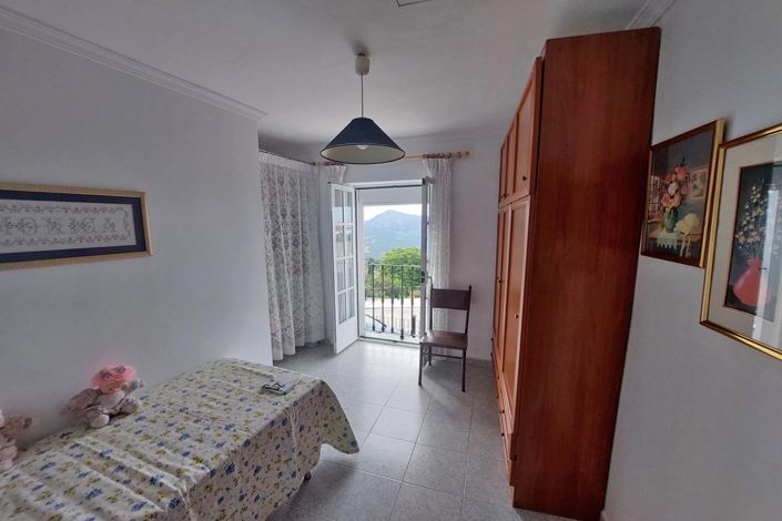 Image No.13-6 Bed Village House for sale