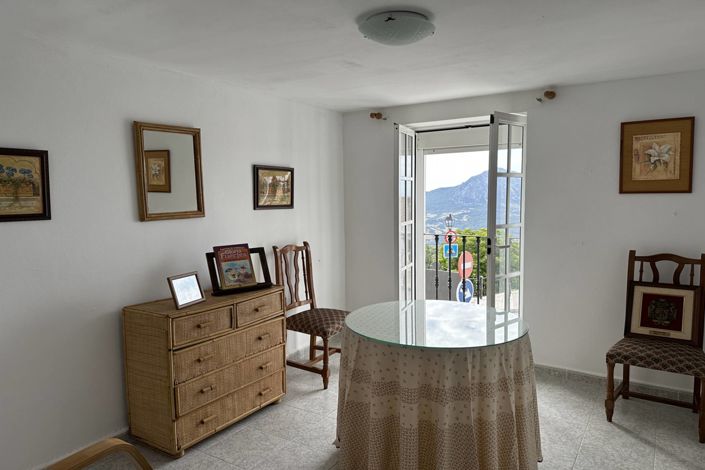 Image No.21-6 Bed Village House for sale