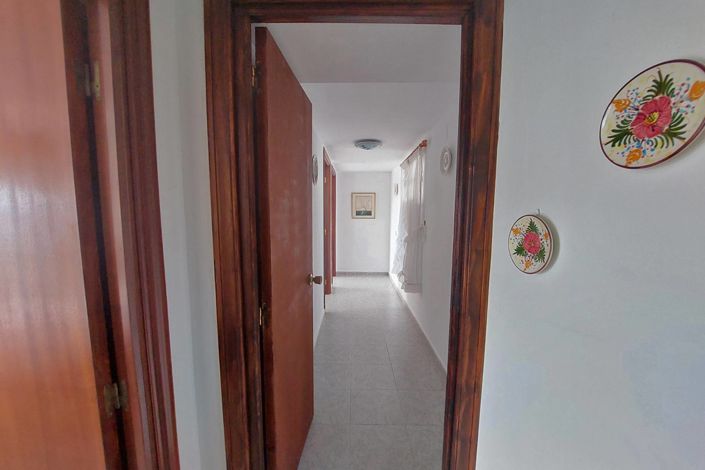 Image No.25-6 Bed Village House for sale