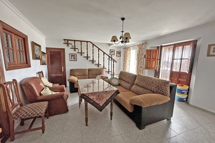 Image No.9-6 Bed Village House for sale