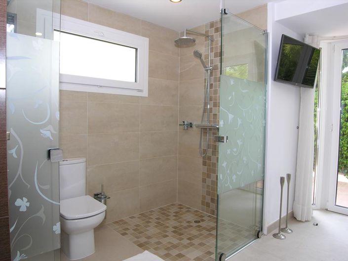 Image No.22-8 Bed Villa for sale