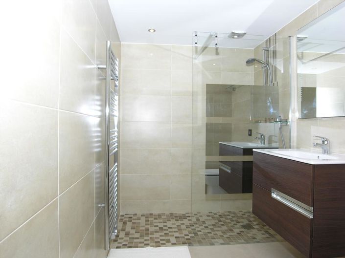 Image No.31-8 Bed Villa for sale