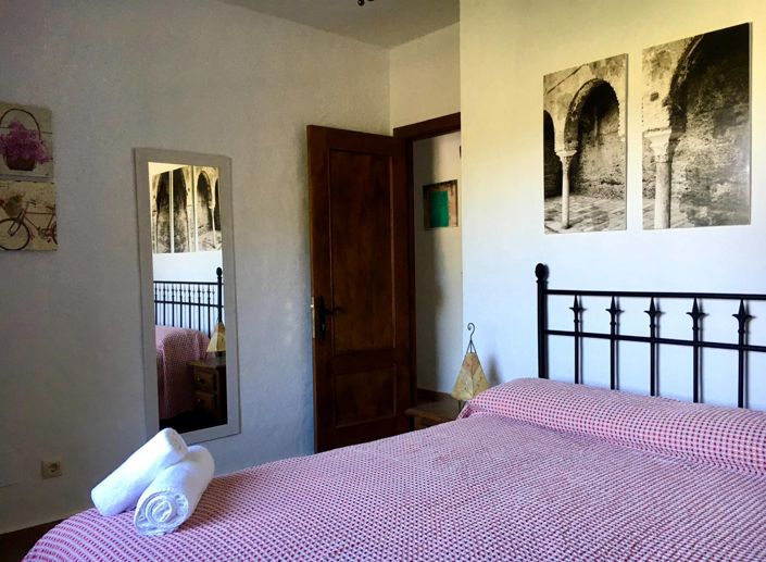 Image No.13-5 Bed Property for sale