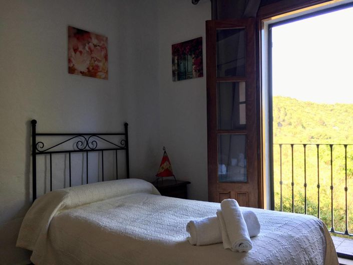 Image No.14-5 Bed Property for sale