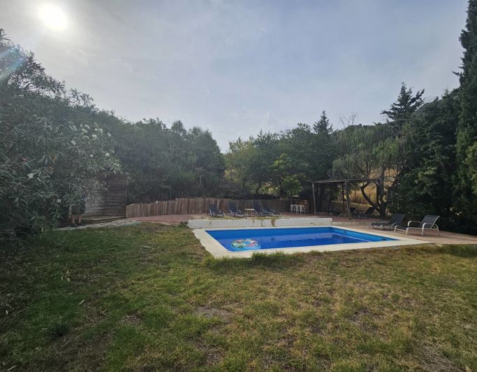 Image No.42-5 Bed Property for sale