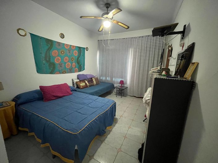 Image No.14-4 Bed Townhouse for sale