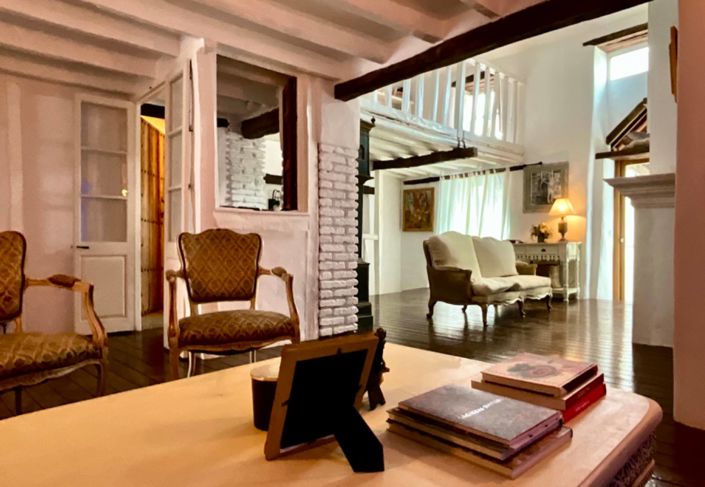 Image No.8-4 Bed Village House for sale