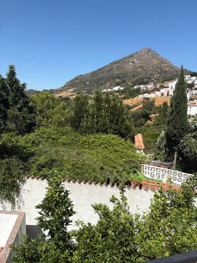 Image No.19-3 Bed Village House for sale