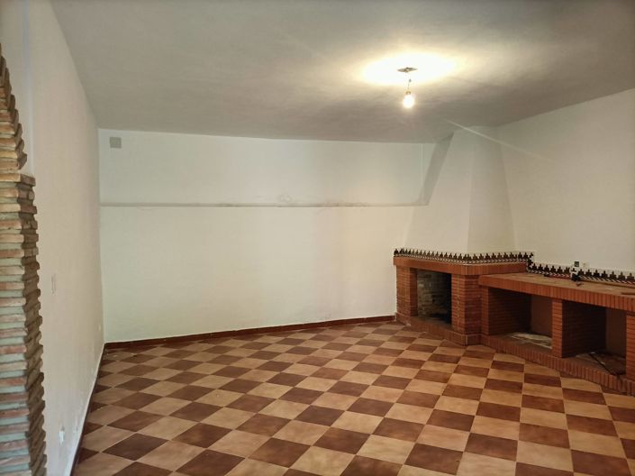 Image No.9-5 Bed Village House for sale