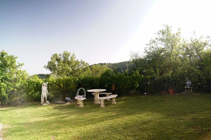 Image No.14-2 Bed Country House for sale