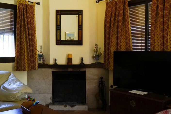 Image No.22-2 Bed Country House for sale