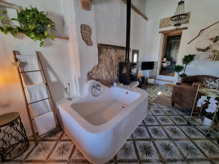 Image No.13-1 Bed Village House for sale