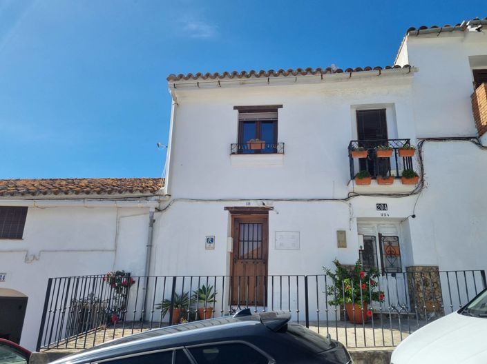 Image No.4-1 Bed Village House for sale