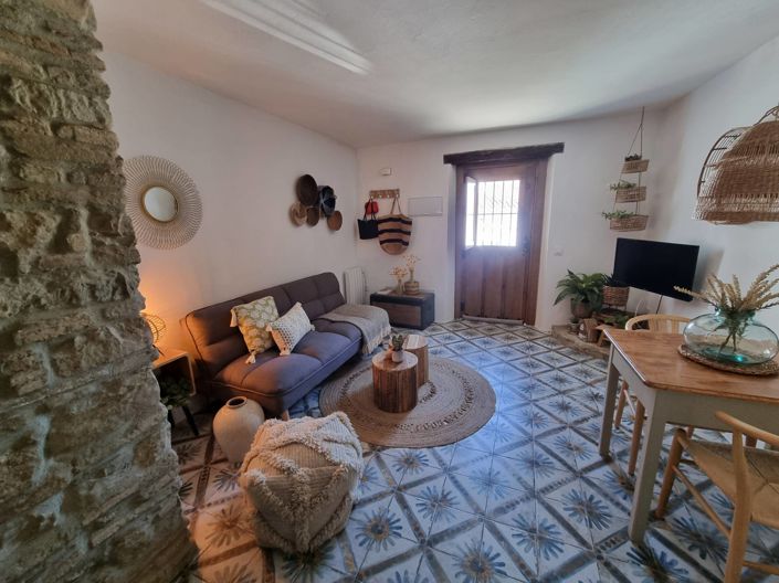 Image No.6-1 Bed Village House for sale