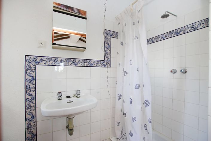 Image No.17-3 Bed Country House for sale