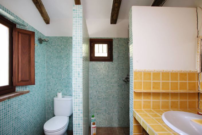 Image No.20-3 Bed Country House for sale