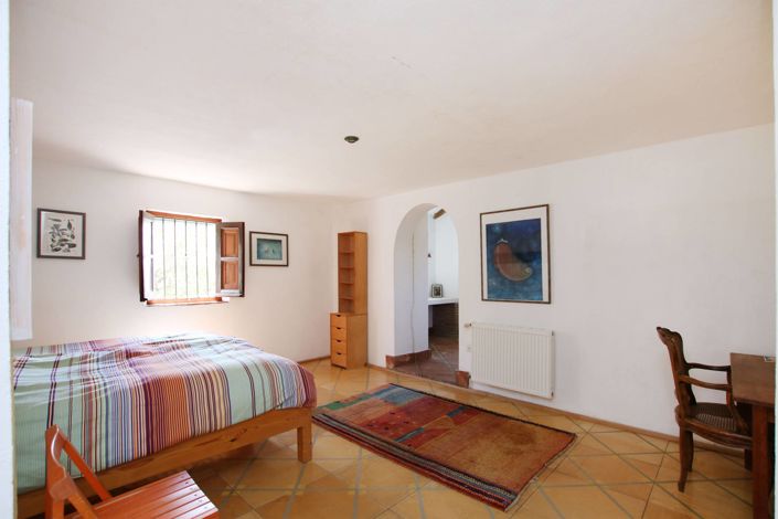 Image No.25-3 Bed Country House for sale