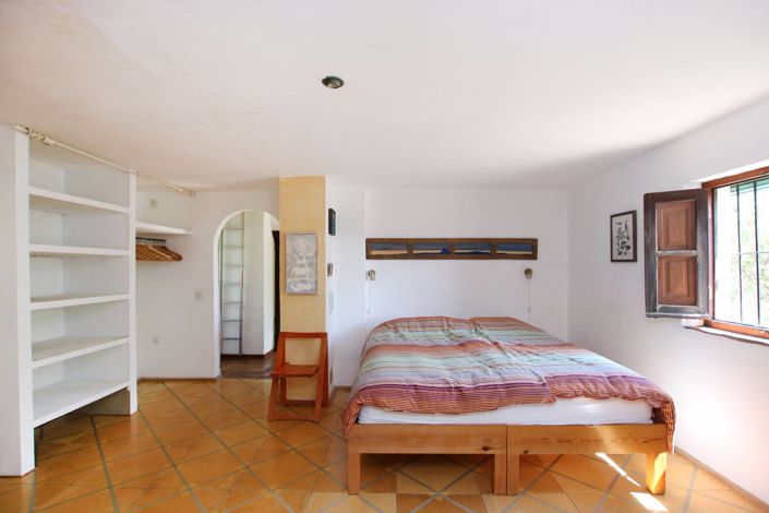 Image No.26-3 Bed Country House for sale