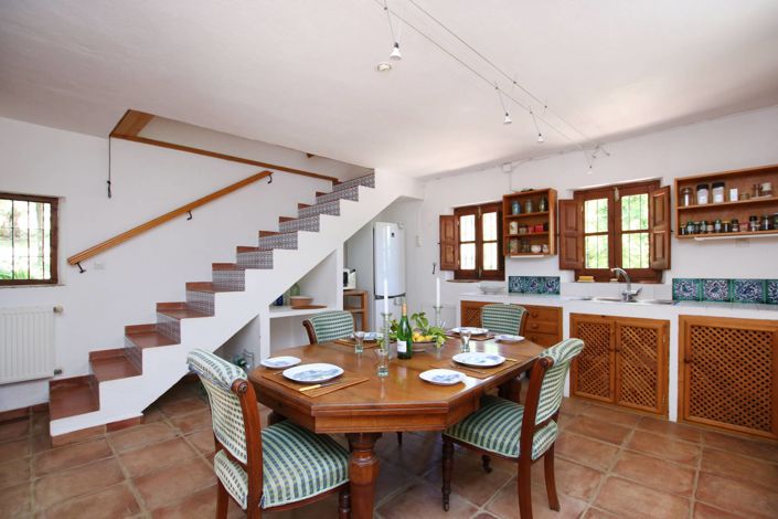 Image No.32-3 Bed Country House for sale