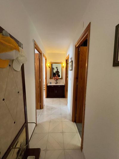 Image No.8-4 Bed Townhouse for sale