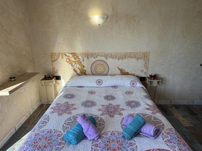 Image No.10-4 Bed Country House for sale