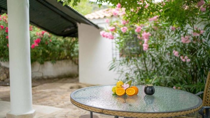 Image No.25-13 Bed Property for sale