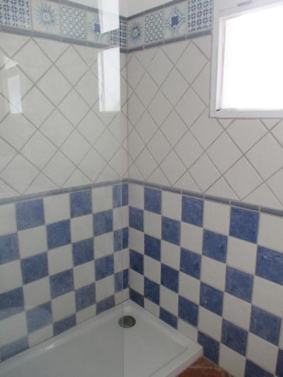 Image No.25-6 Bed Property for sale