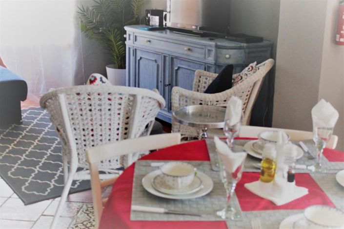 Image No.33-6 Bed Property for sale