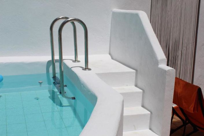 Image No.35-6 Bed Property for sale