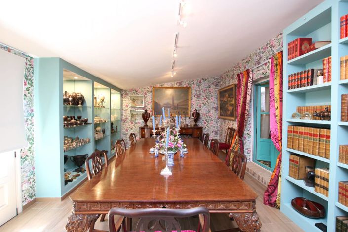 Image No.16-7 Bed Property for sale