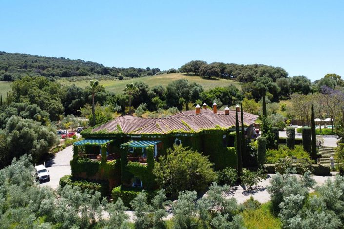 Image No.38-7 Bed Property for sale