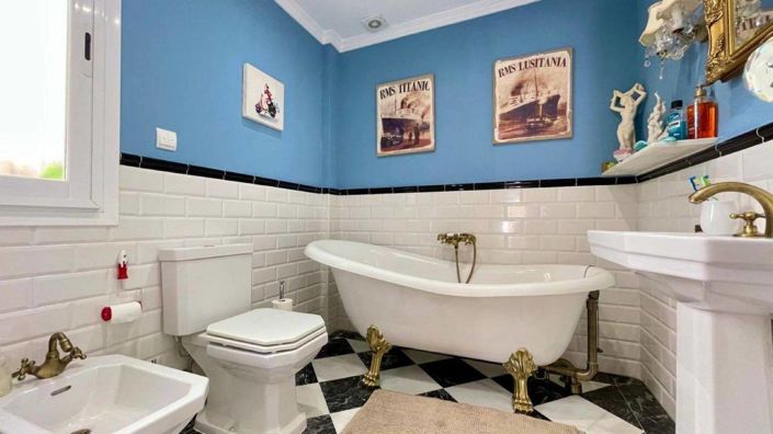 Image No.9-3 Bed Villa for sale