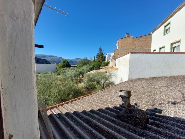 Image No.23-3 Bed Townhouse for sale