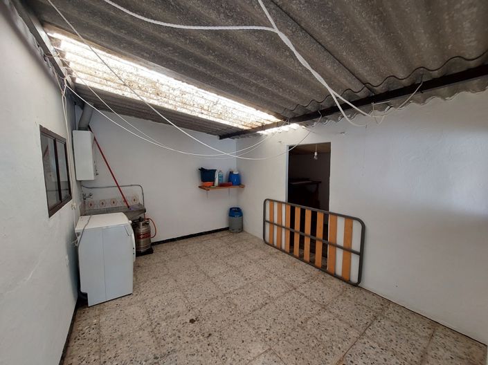 Image No.26-3 Bed Townhouse for sale