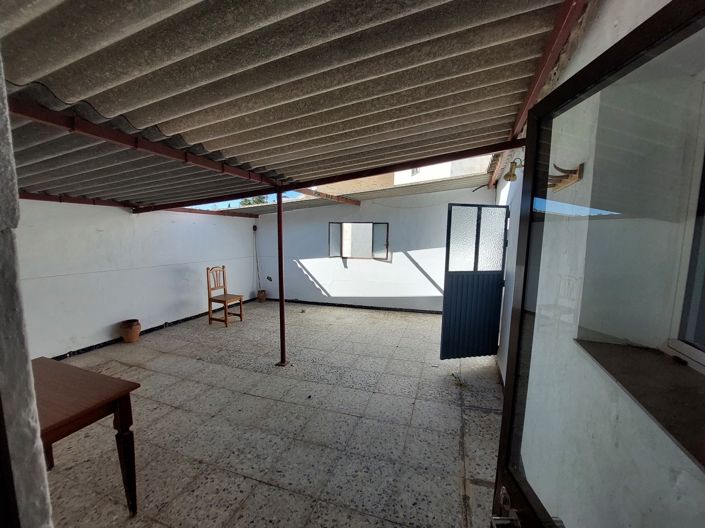 Image No.27-3 Bed Townhouse for sale