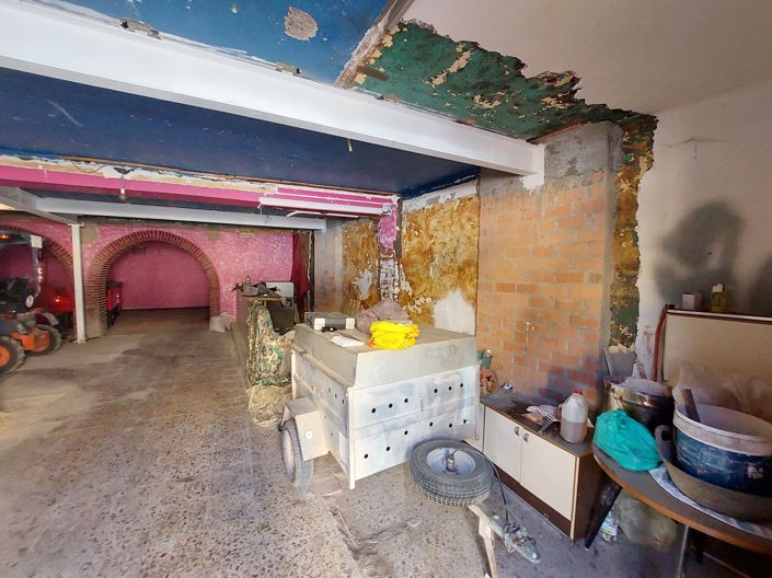 Image No.31-3 Bed Townhouse for sale